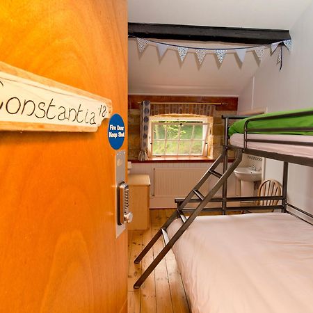 Yha Boggle Hole Hostel Fylingthorpe Bagian luar foto