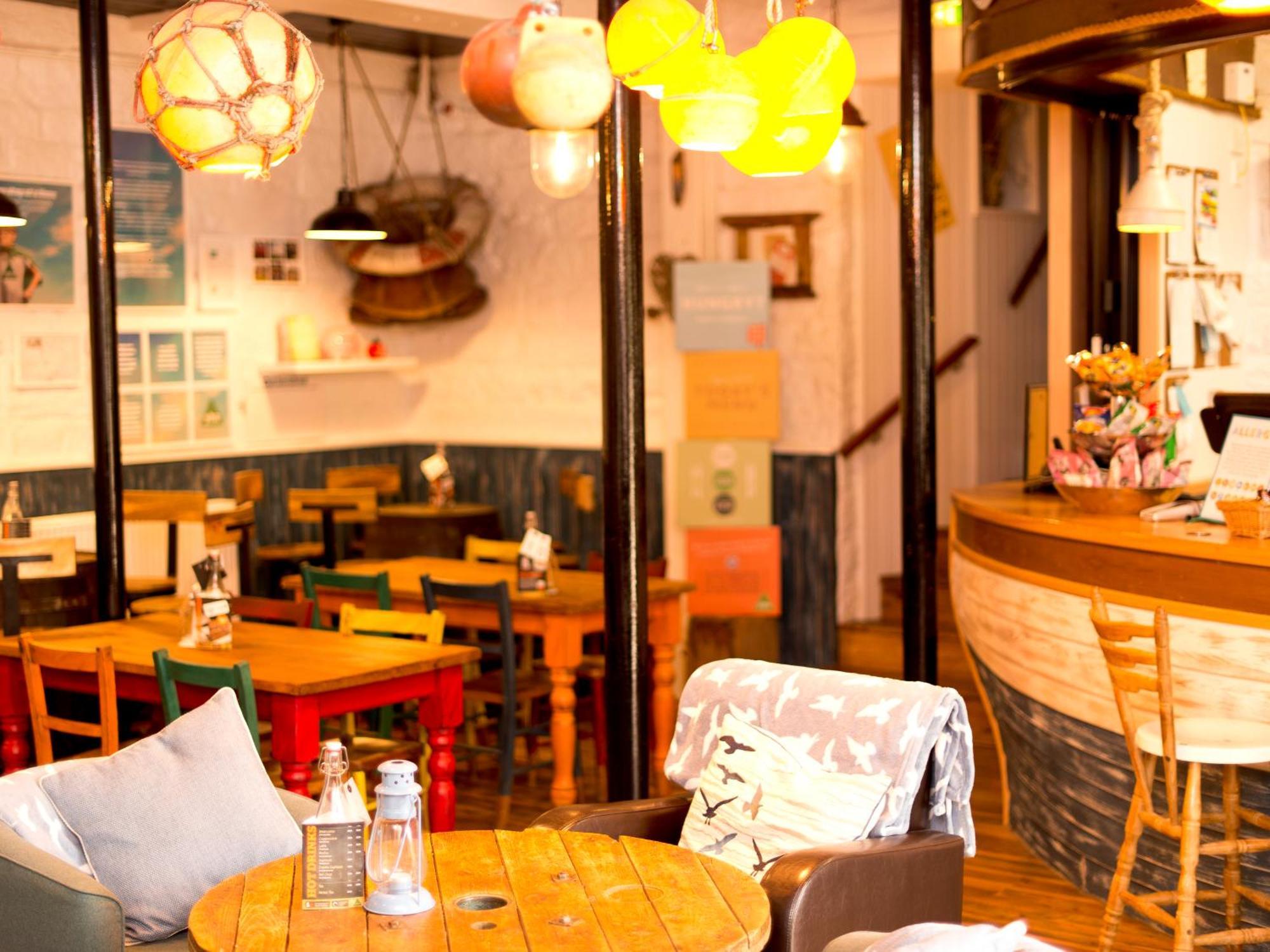 Yha Boggle Hole Hostel Fylingthorpe Bagian luar foto