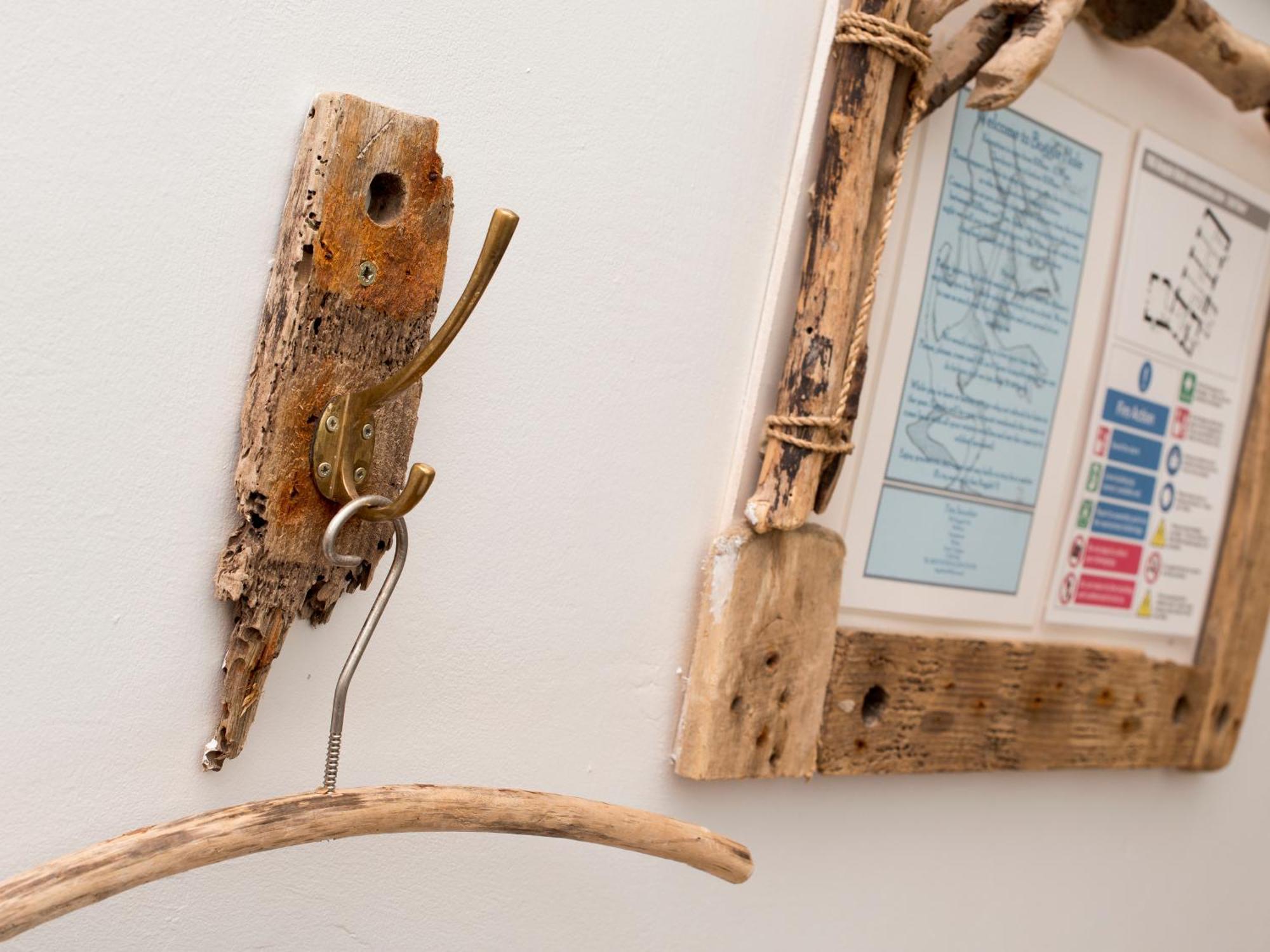 Yha Boggle Hole Hostel Fylingthorpe Bagian luar foto