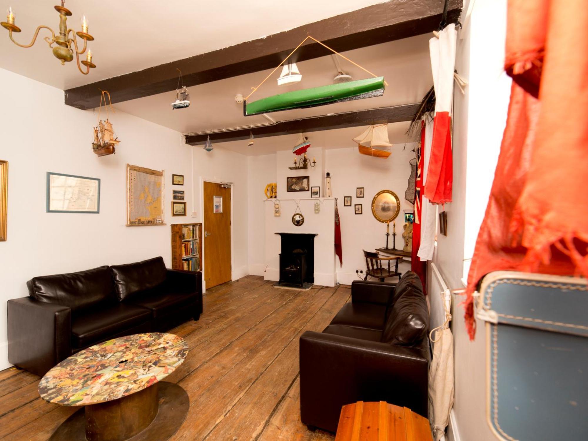 Yha Boggle Hole Hostel Fylingthorpe Bagian luar foto